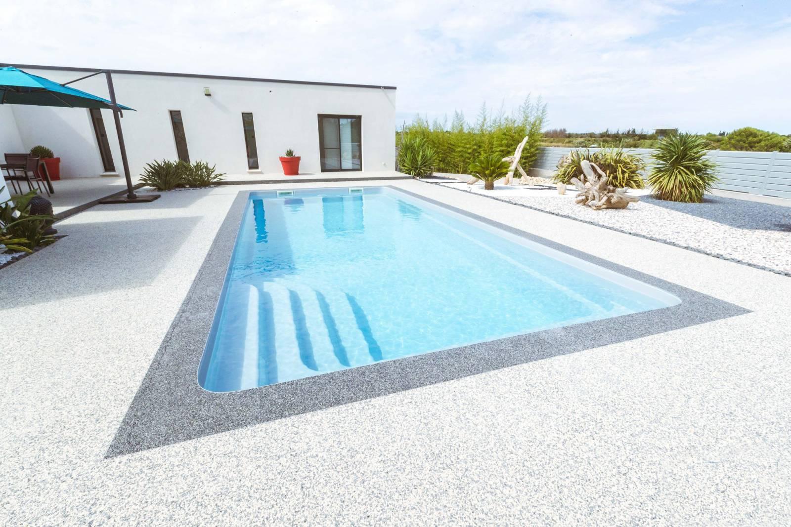 Bermudes Piscine à fond plat de 9,00 m x 4,00 m x 1,50 m
