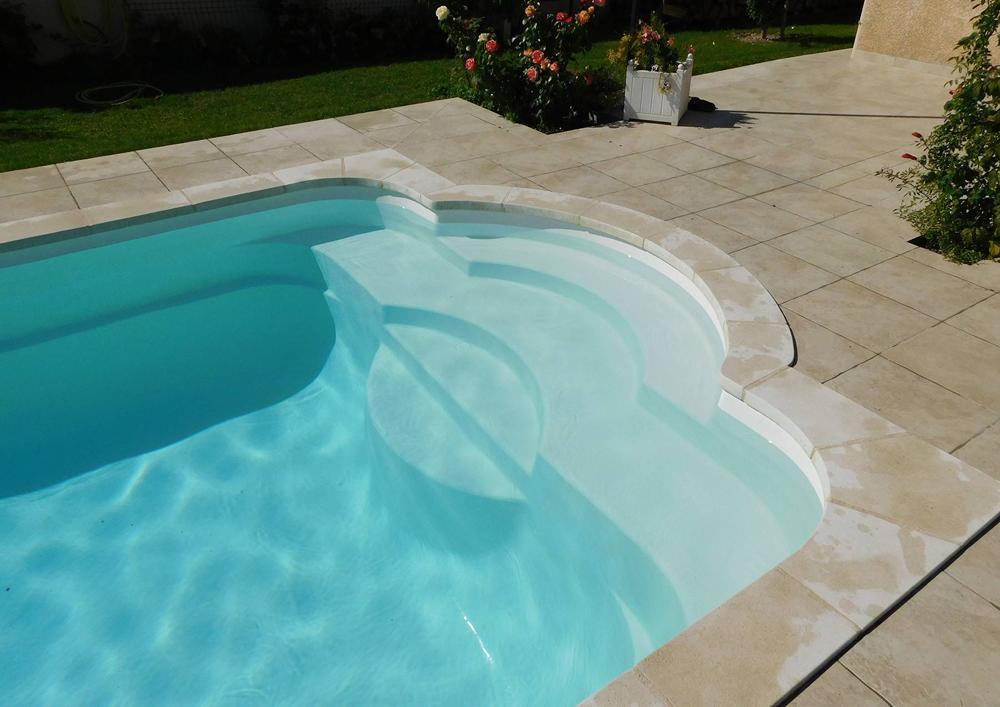 Déclic 730 Piscine à fond plat de 7,30 m x 3,40 m x 1,50 m