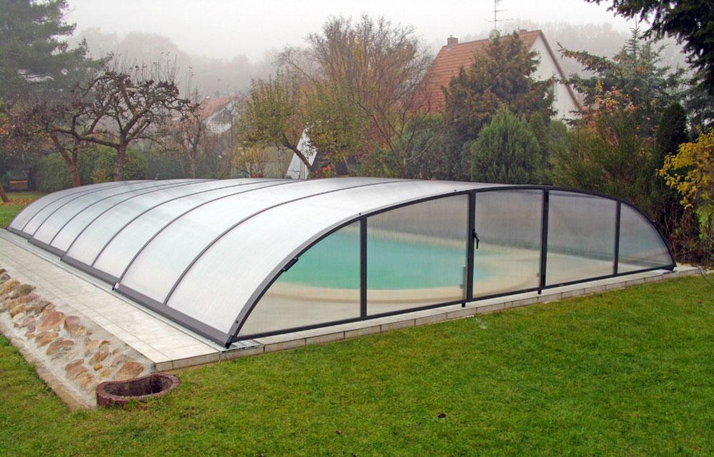 Elégant Un abri bas au design moderne et esthétique