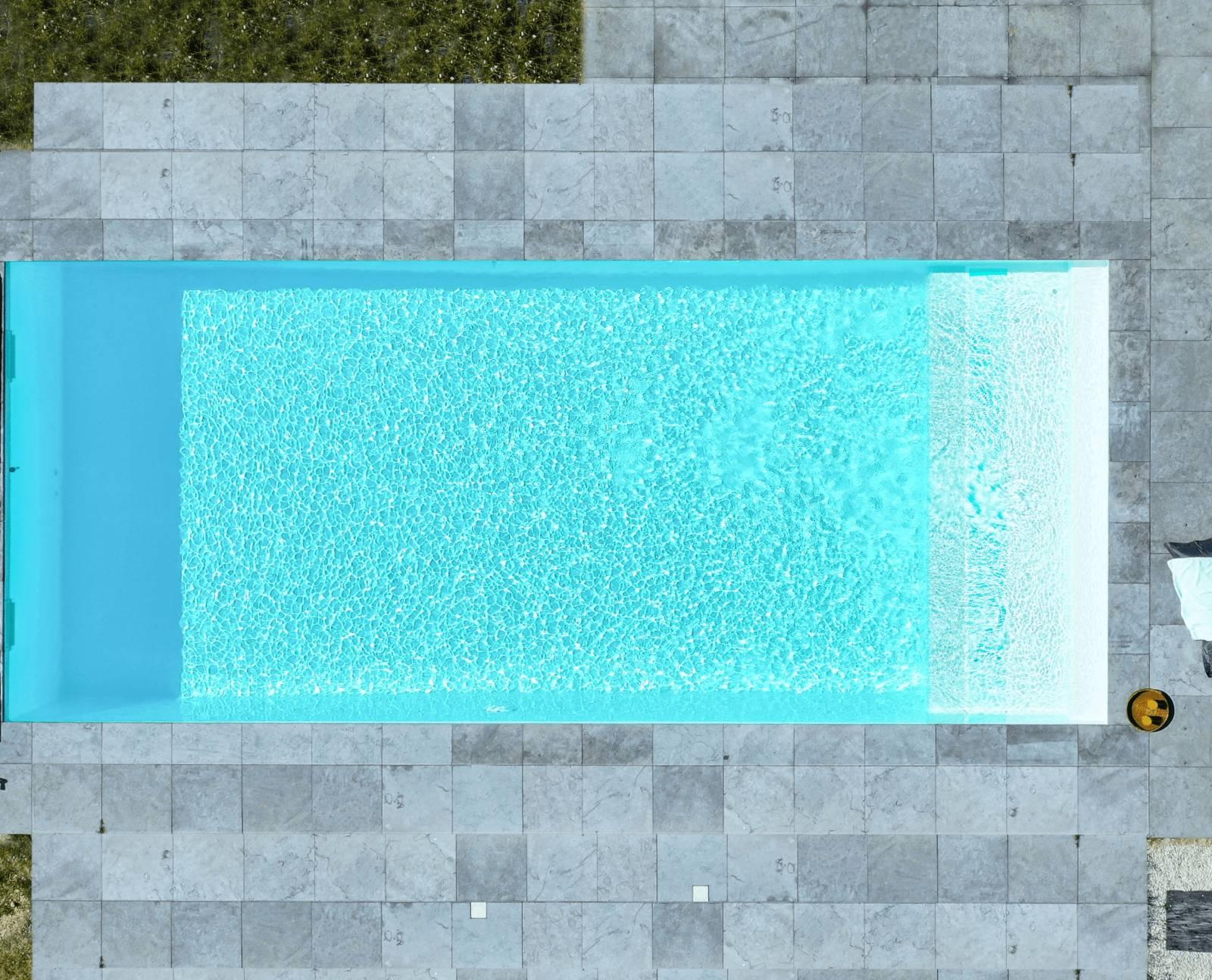 Guadeloupe Piscine à fond plat de 9,00 m x 4,20 m x 1,50 m
