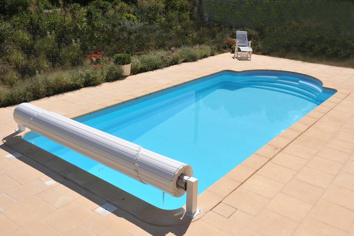 Hawai Piscine à fond progressif de 9 m x 3,90 m x 1,10 à 1,90 m