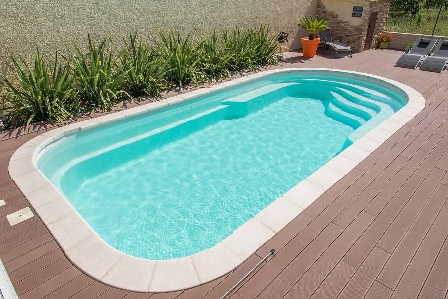 Jamaique Piscine à fond plat de 8 m x 3,70 m x 1,50 m