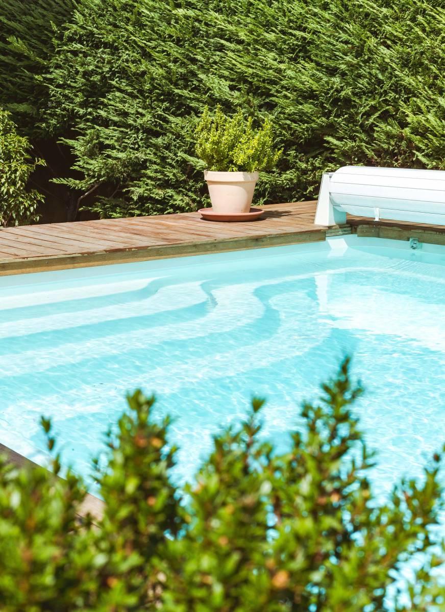 Mayotte Piscine à fond plat de 4,20 m x 4 m x 1,50 m