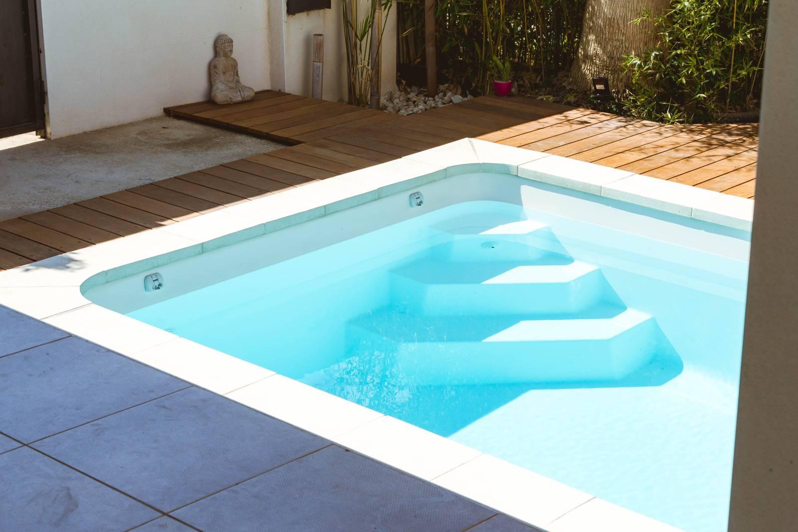 Minorque Piscine à fond plat de 4,60 m x 2,30 m x 1,30 m