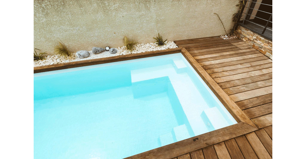 Wallis Piscine de moins de 10 m2 : 4,40 m x 2,25 m x 1,40 m