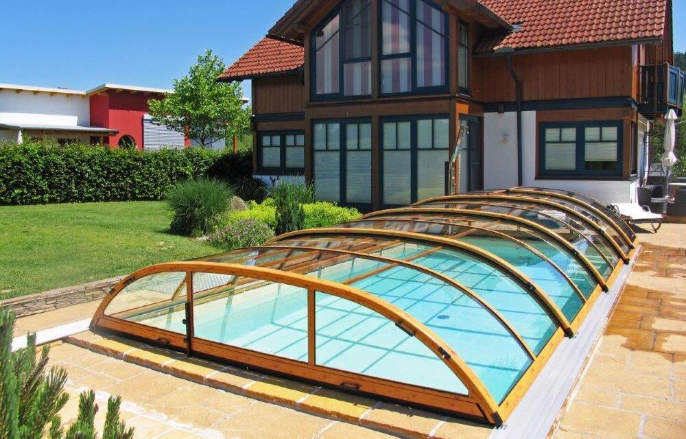 Elégant Un abri bas au design moderne et esthétique