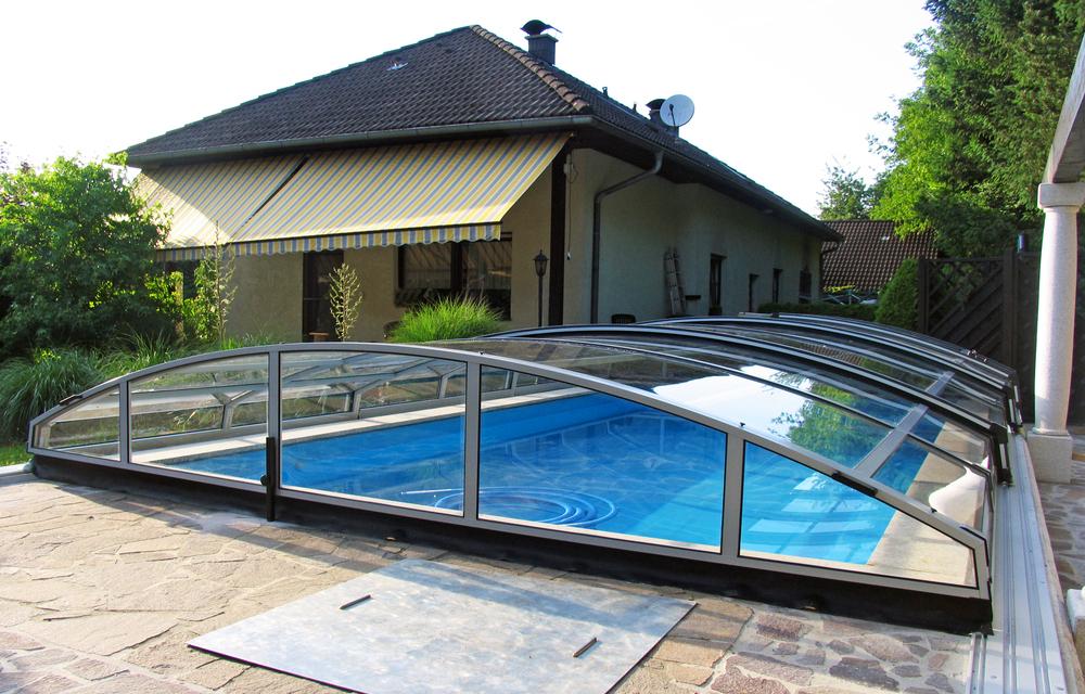 Imperia Abri de piscine bas : LA nouvelle tendance sur le marché européen