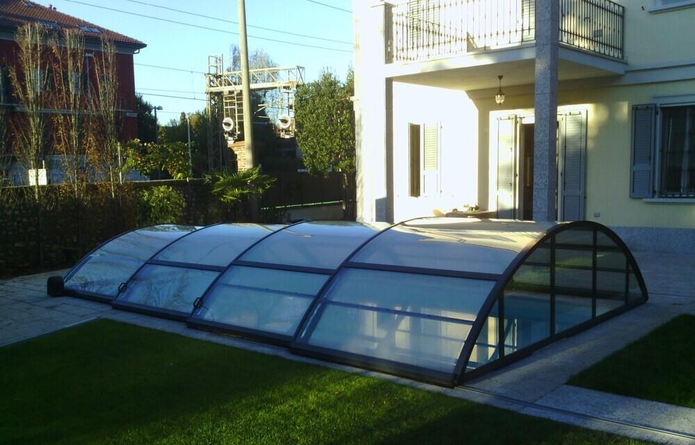 Roma La qualité et le prix pour un abri de piscine bas indémodable
