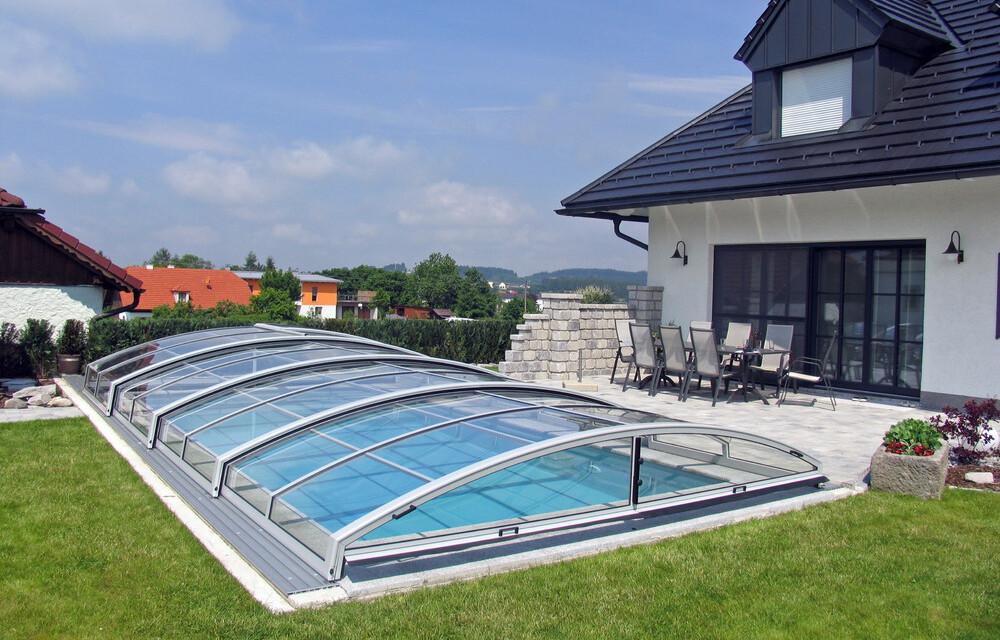 Imperia Abri de piscine bas : LA nouvelle tendance sur le marché européen