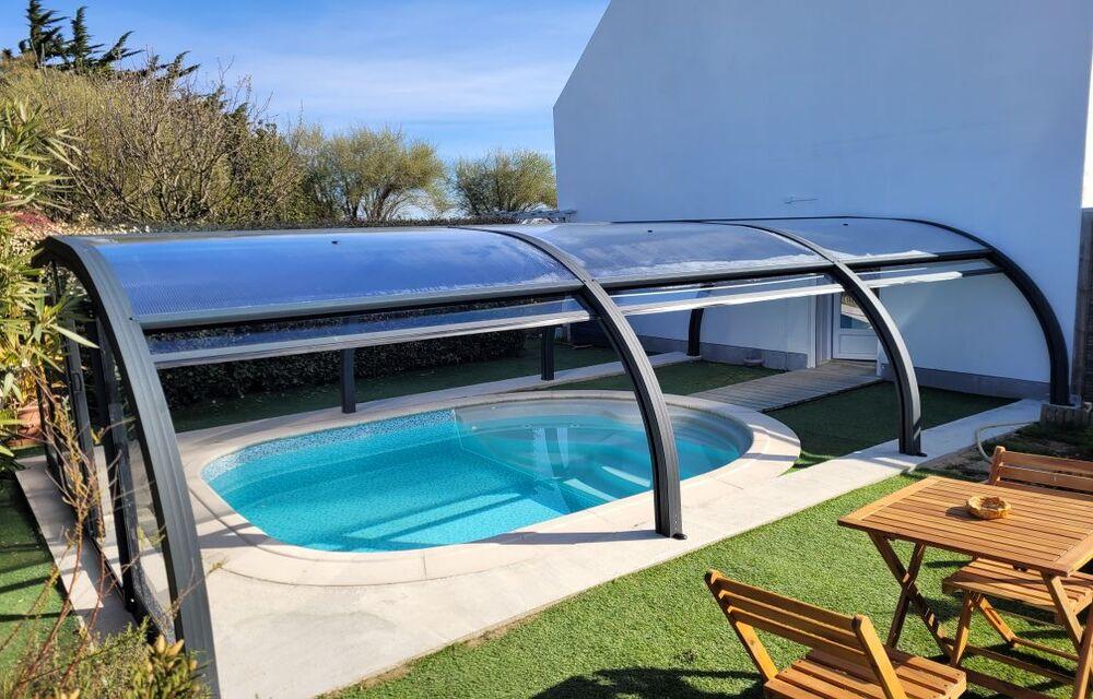 Verona 180 Maximaliser les volumes de votre piscine avec cet abri mi-haut
